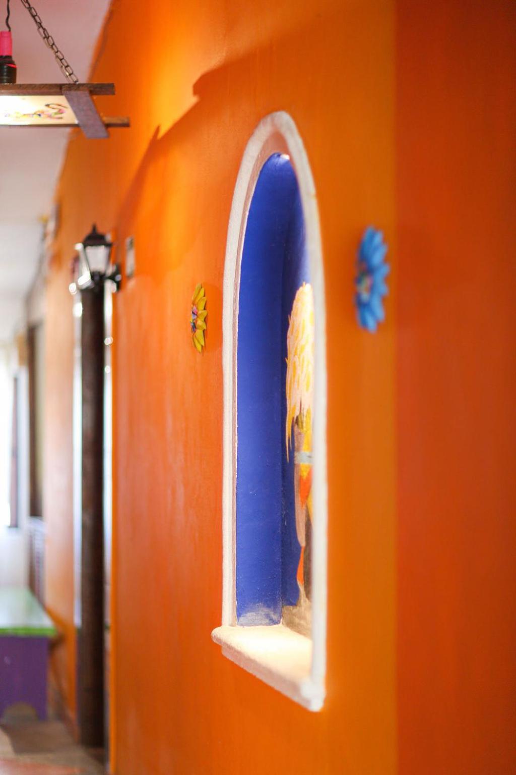 Ikaro Suites Colonial Канкун Екстериор снимка